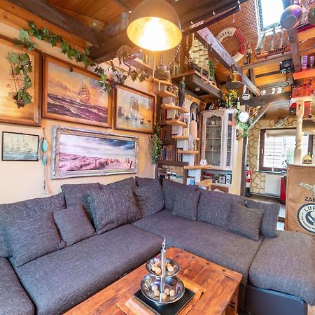 Comfortable Apartment In Wismar Mecklenburg With Fireplace Εξωτερικό φωτογραφία