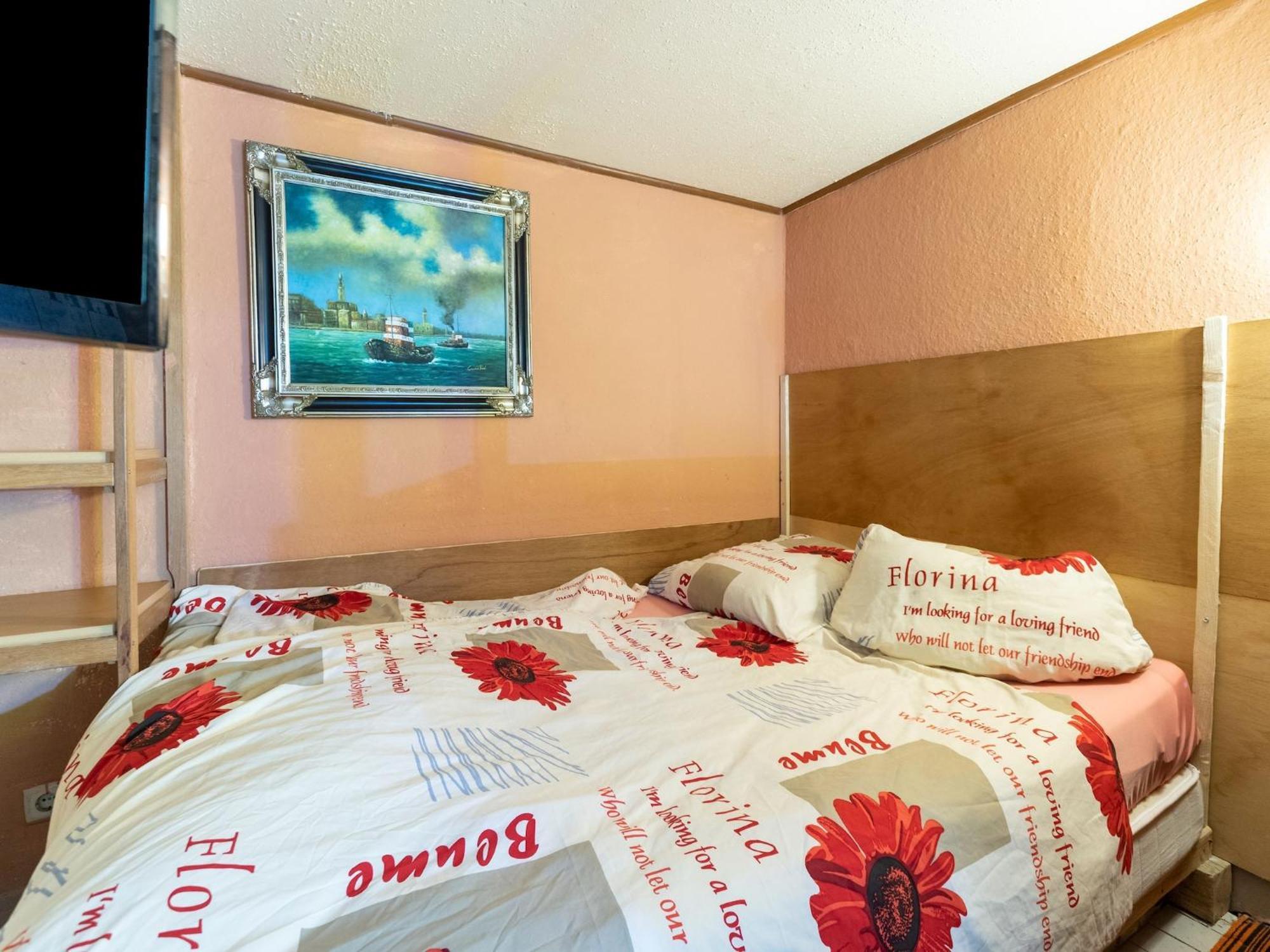 Comfortable Apartment In Wismar Mecklenburg With Fireplace Εξωτερικό φωτογραφία